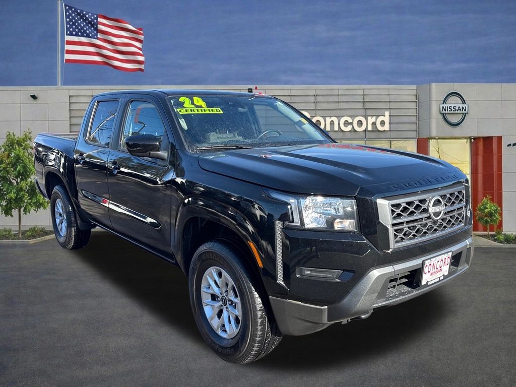Super Black 2024 Nissan Frontier SV Crew Cab 4WD Pickup Truck Four-Wheel Drive 9-Speed Automatic Overdrive