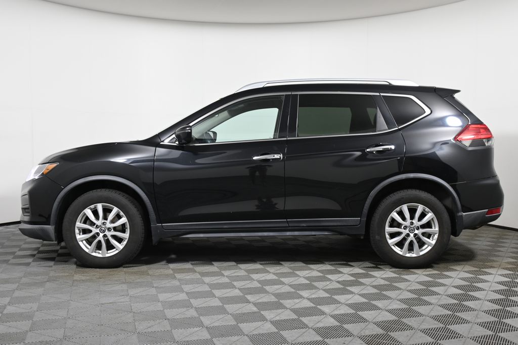 Thumbnail: 2017 Nissan Rogue - 2