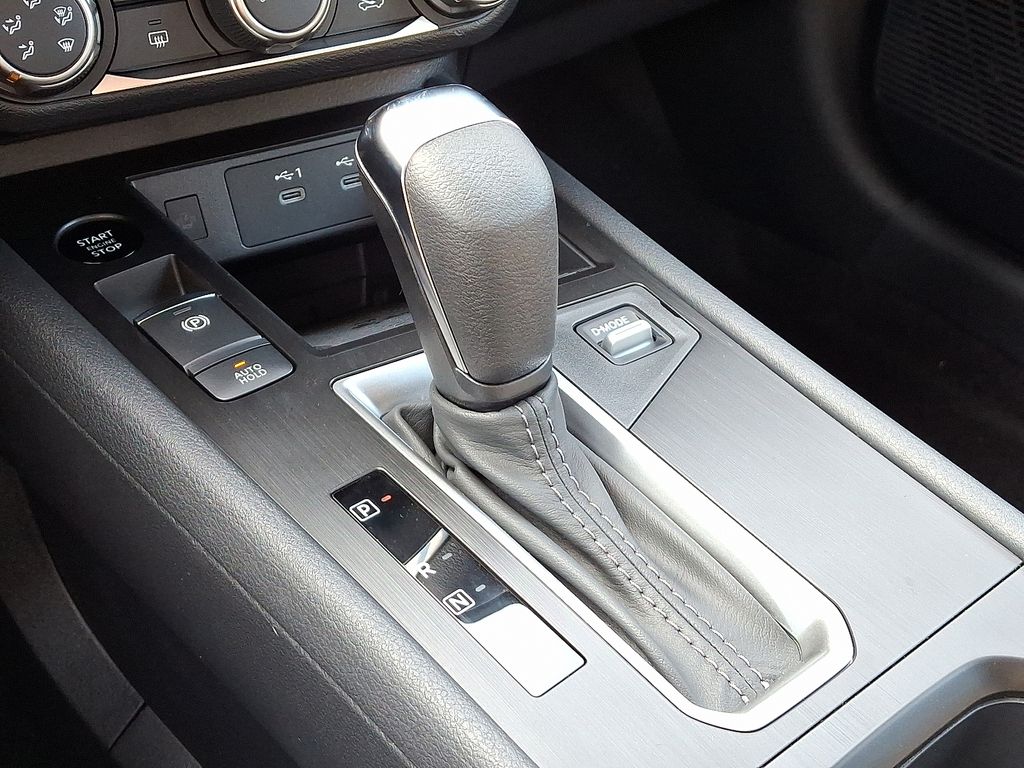 Thumbnail: 2025 Nissan Kicks - 7