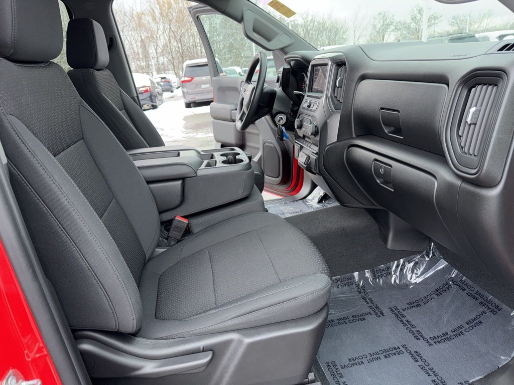 Thumbnail: 2020 Chevrolet Silverado 1500 - 19