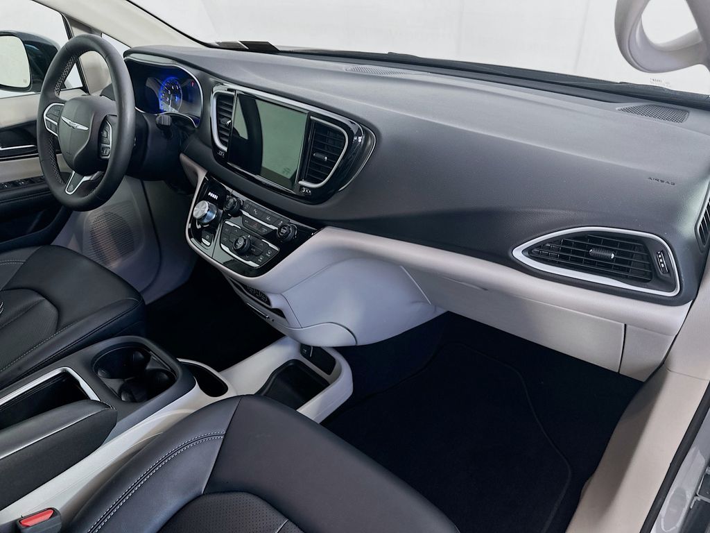 ChryslerPacifica30