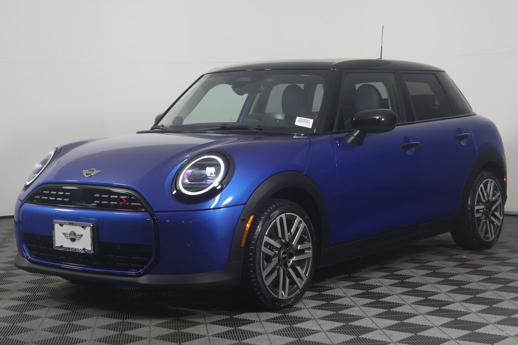 2025 MINI Hardtop 4 Door S's photo