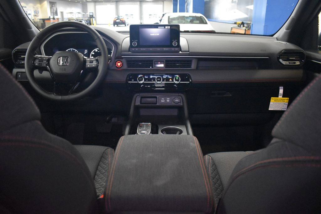 Thumbnail: 2025 Honda Pilot - 10
