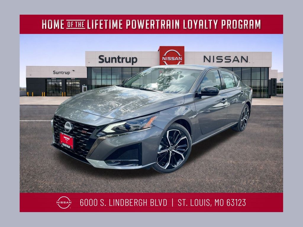 2025 Nissan Altima 2.5 SR FWD