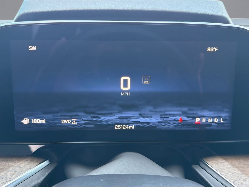 Thumbnail: 2025 Chevrolet Tahoe - 25