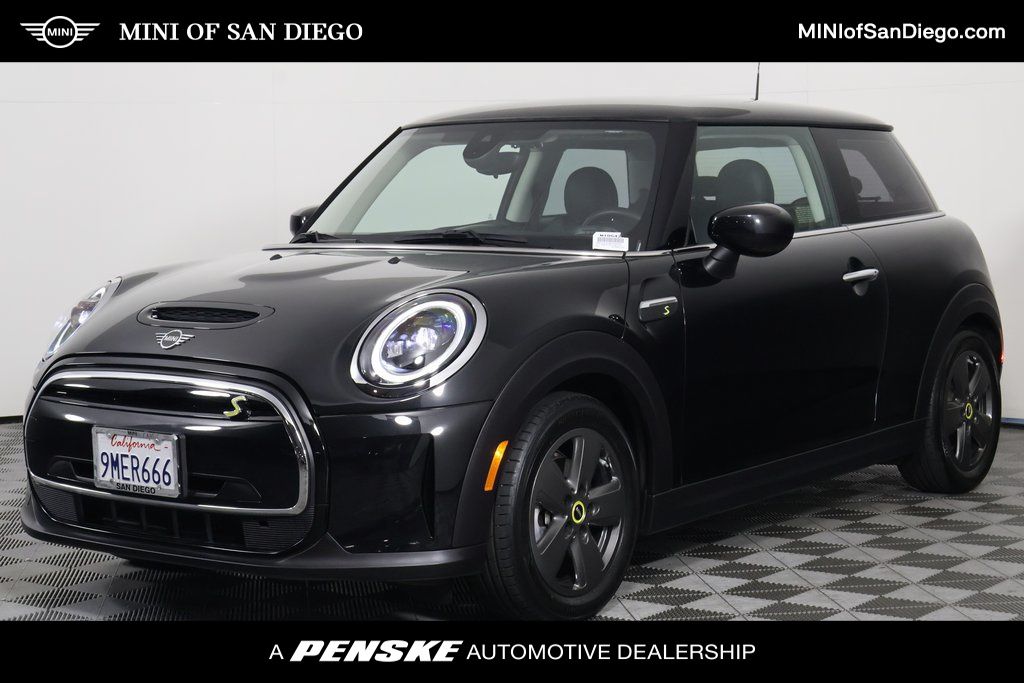 2024 MINI Cooper SE -
                  San Diego, CA