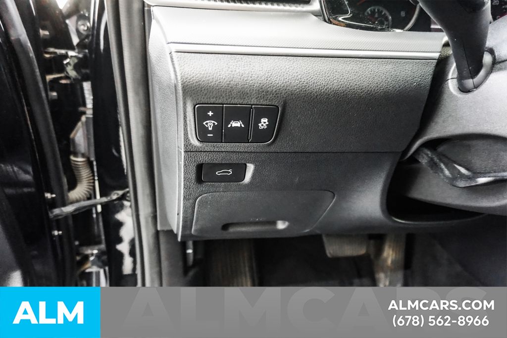 Used 2022 Black Kia GT-Line image 31