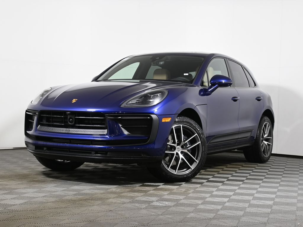 Thumbnail: 2026 Porsche Macan - 1
