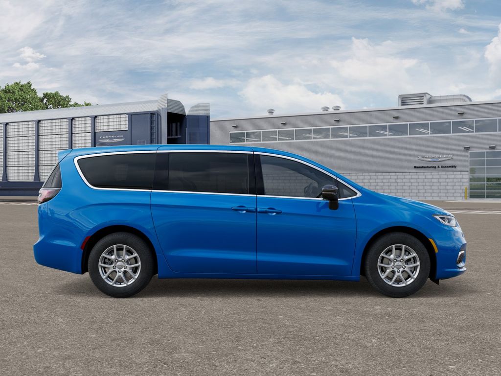 New 2026 Blue Chrysler Select image 21