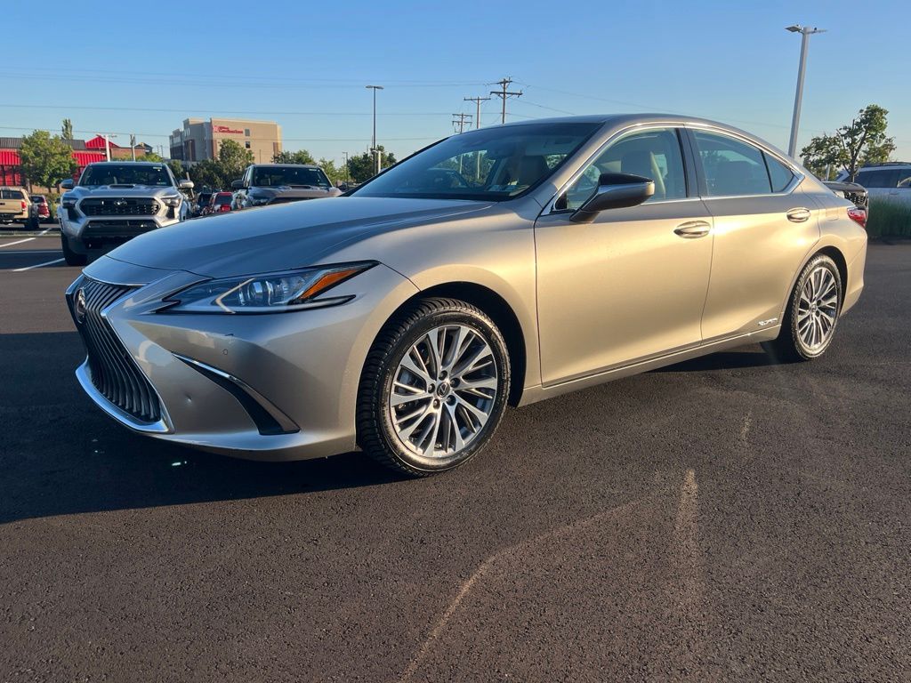 Used 2021 Lexus ES Sedan