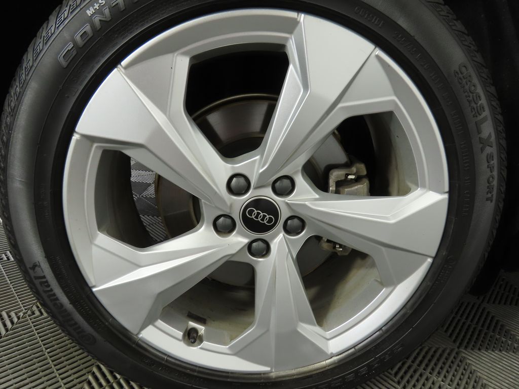 Thumbnail: 2023 Audi Q5 - 32