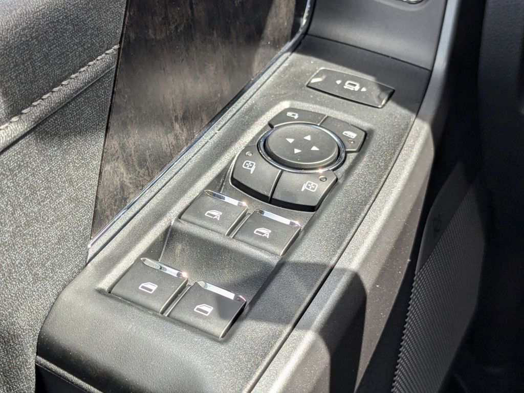 2025 Ford F-250 Super Duty Lariat