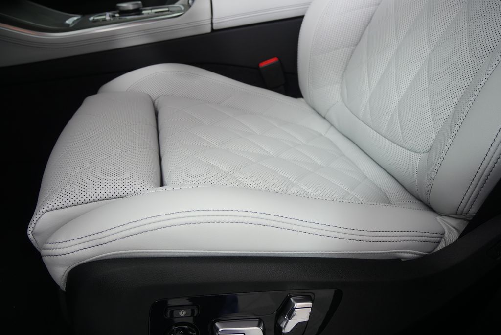 Thumbnail: 2026 BMW X5 - 9