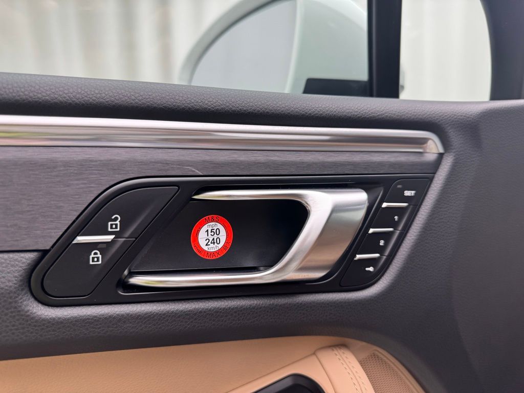 2021 Porsche Macan GTS 29