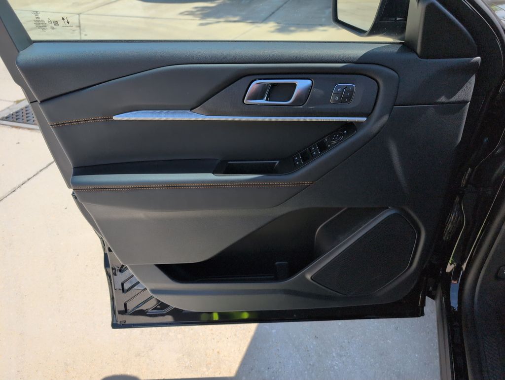 New 2026 Black Ford Tremor image 29