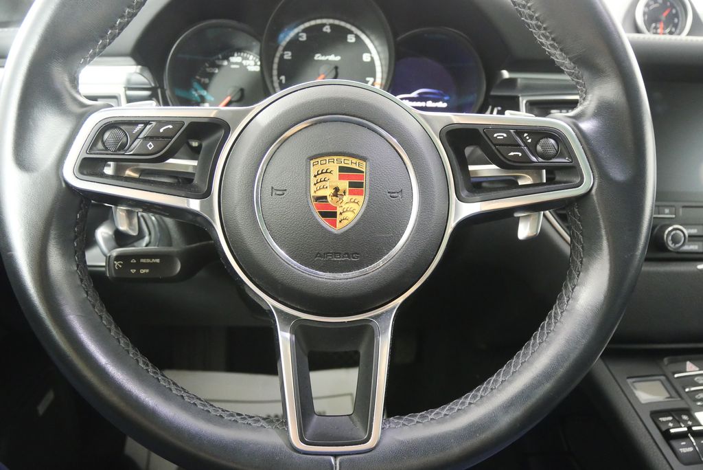 2018 Porsche Macan Turbo 20