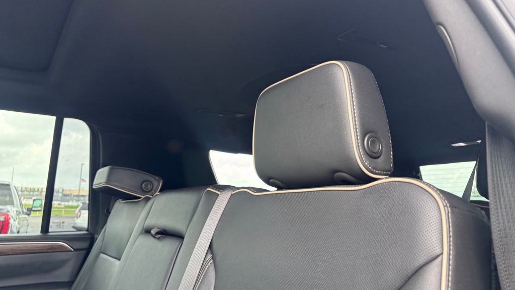 Used Car 2021 Chevrolet Suburban  Premier For Sale Under $50,000 In Austin, Texas