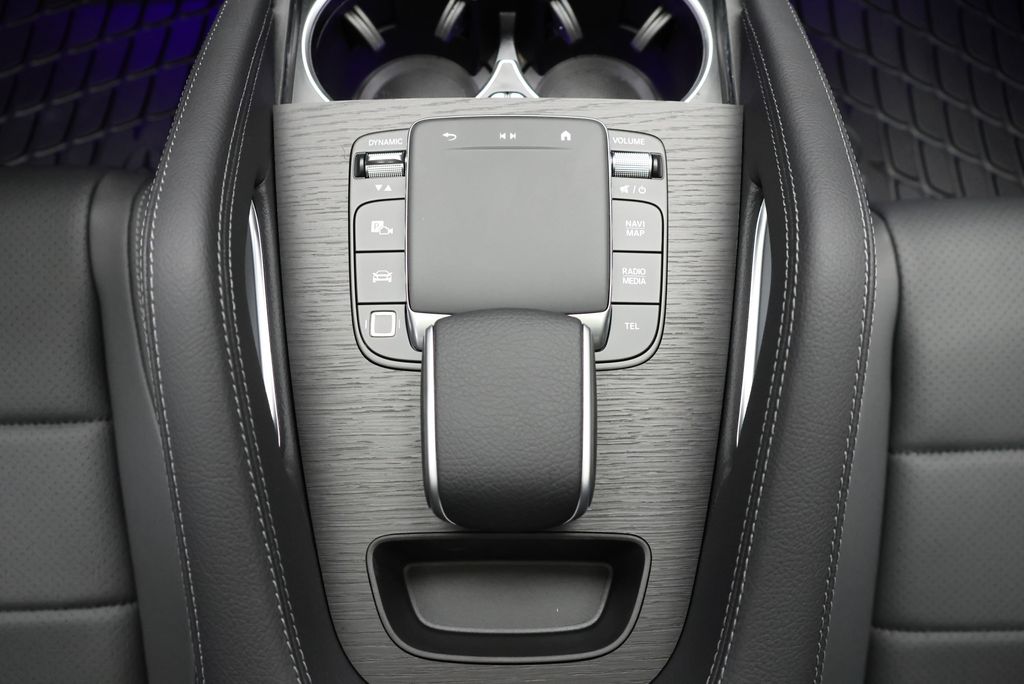 Thumbnail: 2026 Mercedes-Benz GLE - 29