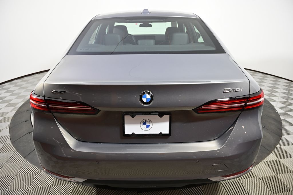 Thumbnail: 2026 BMW 5 Series - 4