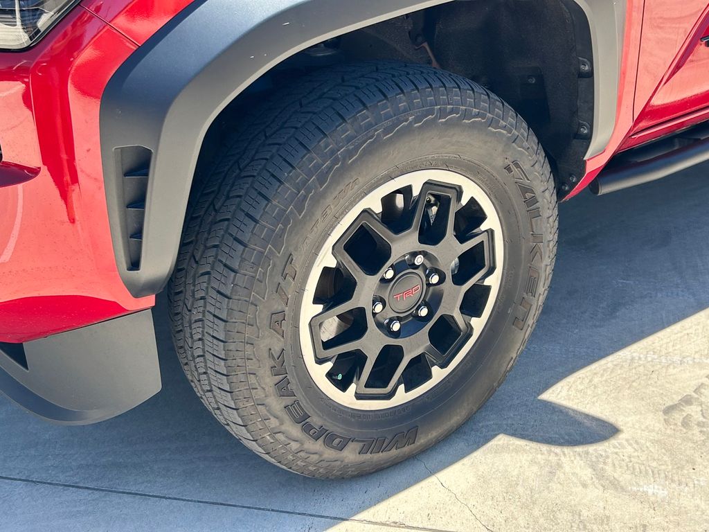 Used 2025 Toyota Tacoma Hybrid Truck