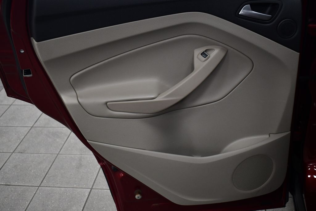 Thumbnail: 2014 Ford Escape - 30