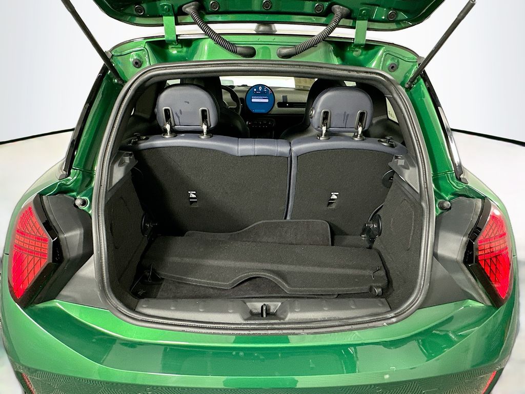 Thumbnail: 2025 MINI Cooper - 25