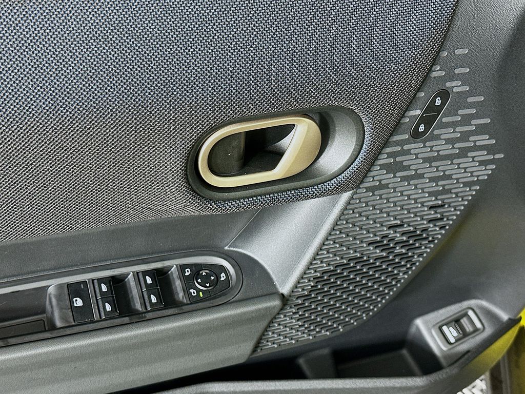 2025 MINI Cooper Hardtop S 19
