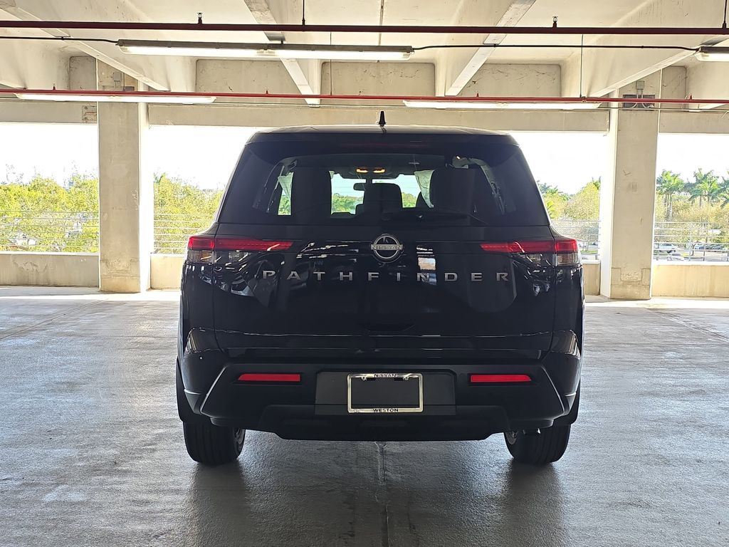 new 2026 Nissan Pathfinder car, priced at $33,008