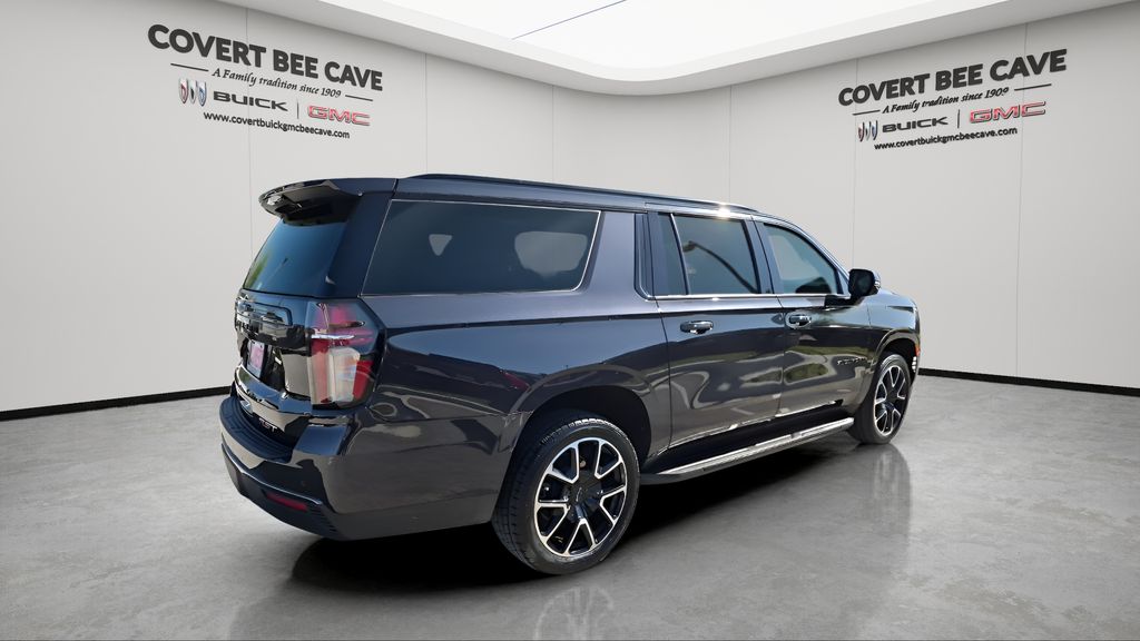 Used 2022 Gray Chevrolet RST image 9