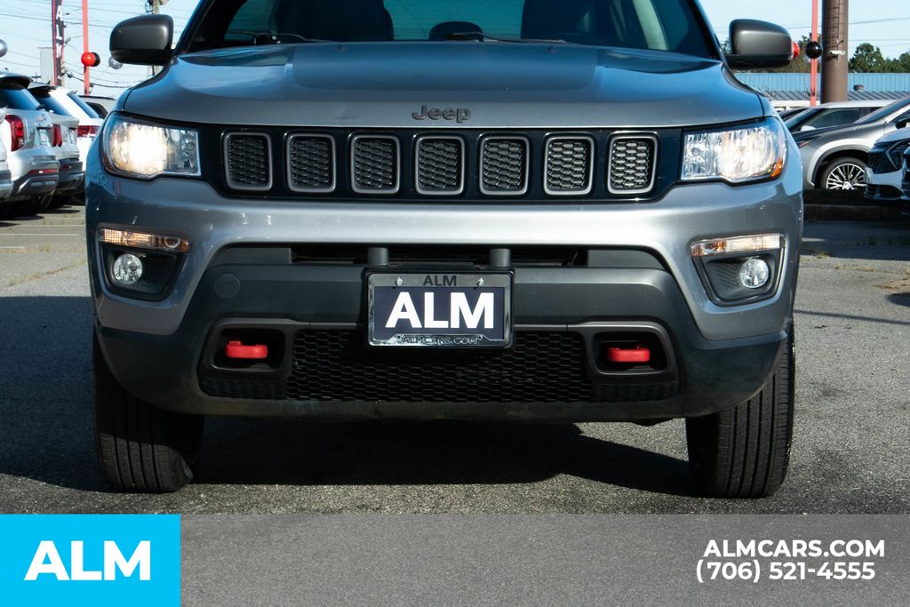 2019 Jeep Compass Trailhawk photo 3