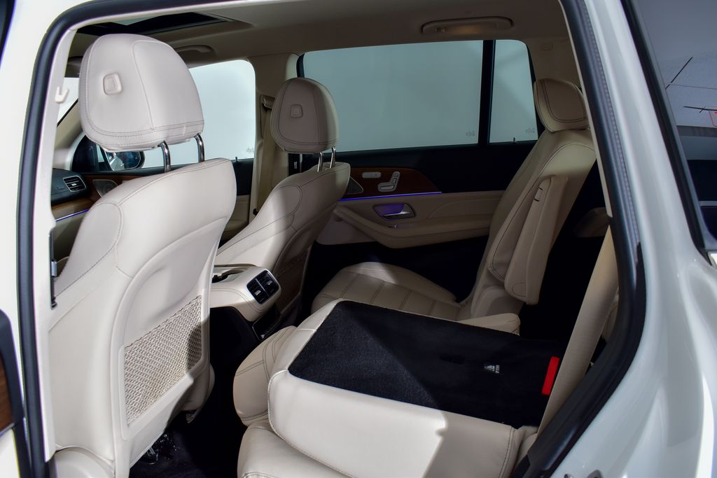 Thumbnail: 2022 Mercedes-Benz GLS - 21