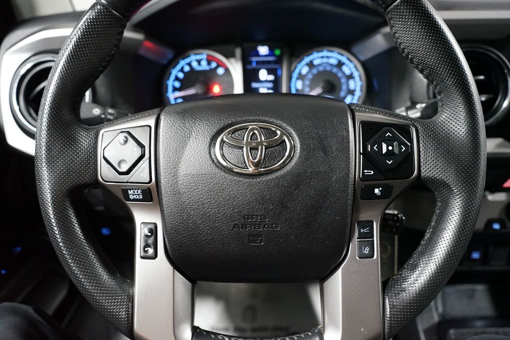 Thumbnail: 2022 Toyota Tacoma - 13