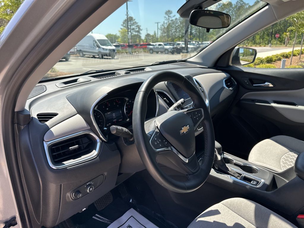 2024 Sterling Gray Metallic Chevrolet Equinox LT FWD SUV
