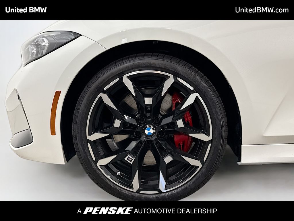 Thumbnail: 2026 BMW 3 Series - 2