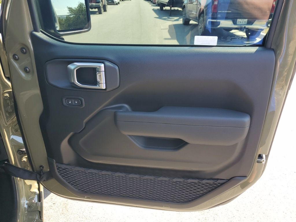 New Car 2025 Jeep Wrangler  For Sale Under $40,000 In Austin, Texas