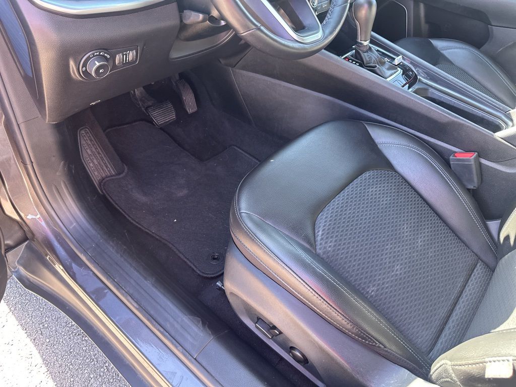 Used Car 2022 Jeep Compass  Latitude For Sale Under $20,000 In Austin, Texas