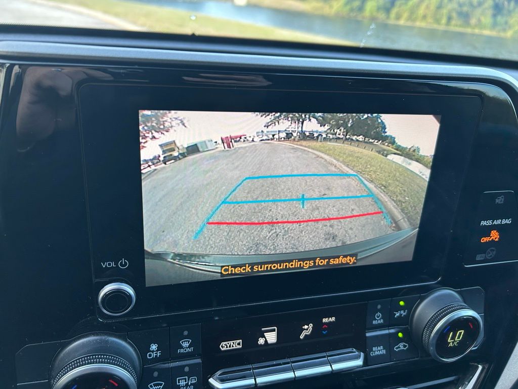 Thumbnail: 2023 Toyota Highlander - 24