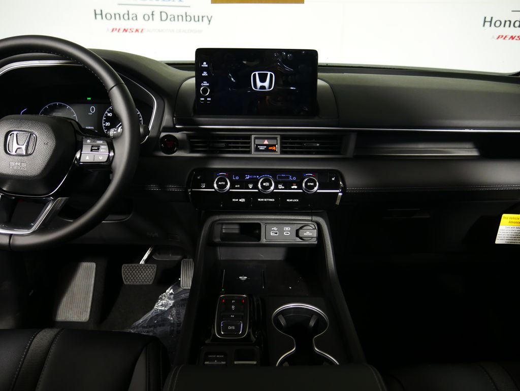 Thumbnail: 2026 Honda Pilot - 16