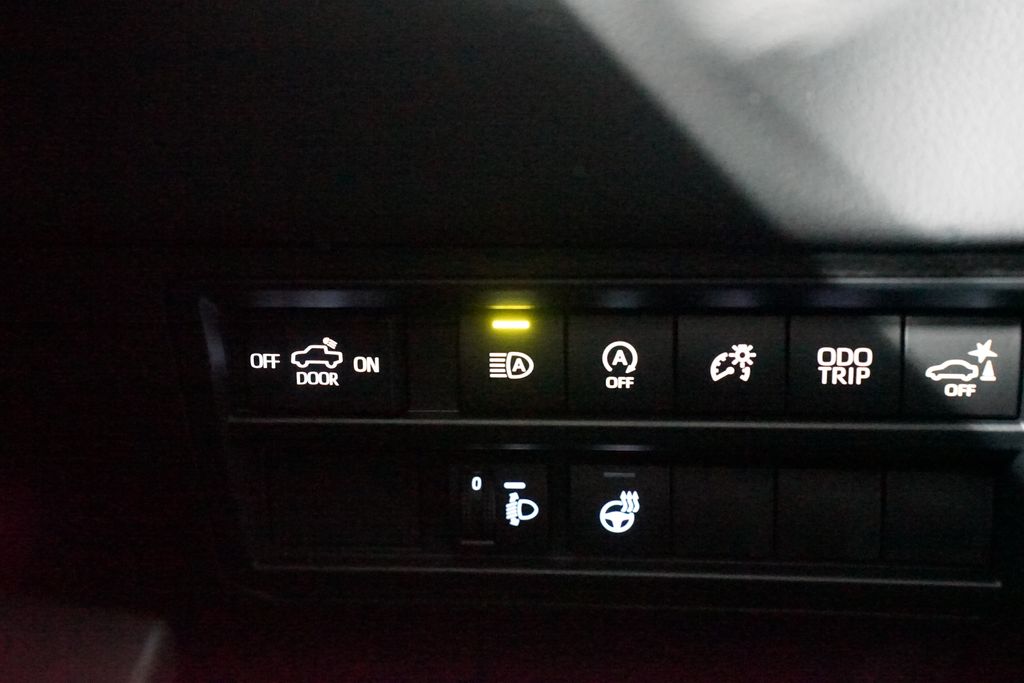 Thumbnail: 2026 Toyota Tundra - 27