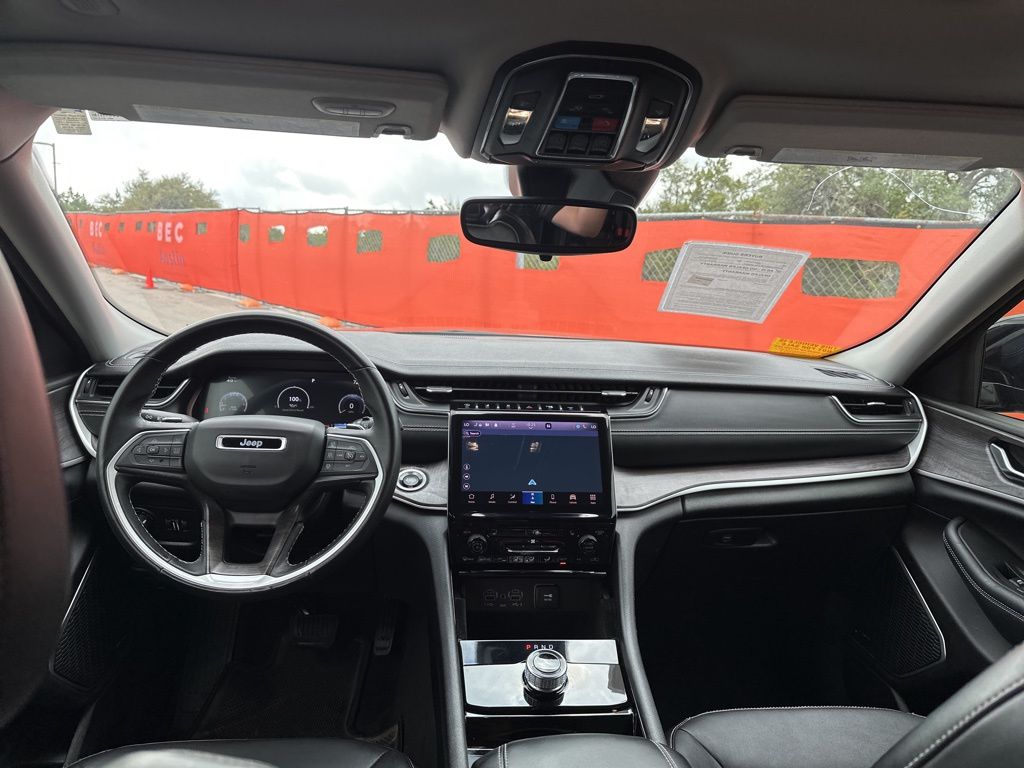 Used Car 2021 Jeep Grand Cherokee L  Limited For Sale Under $30,000 In Austin, Texas