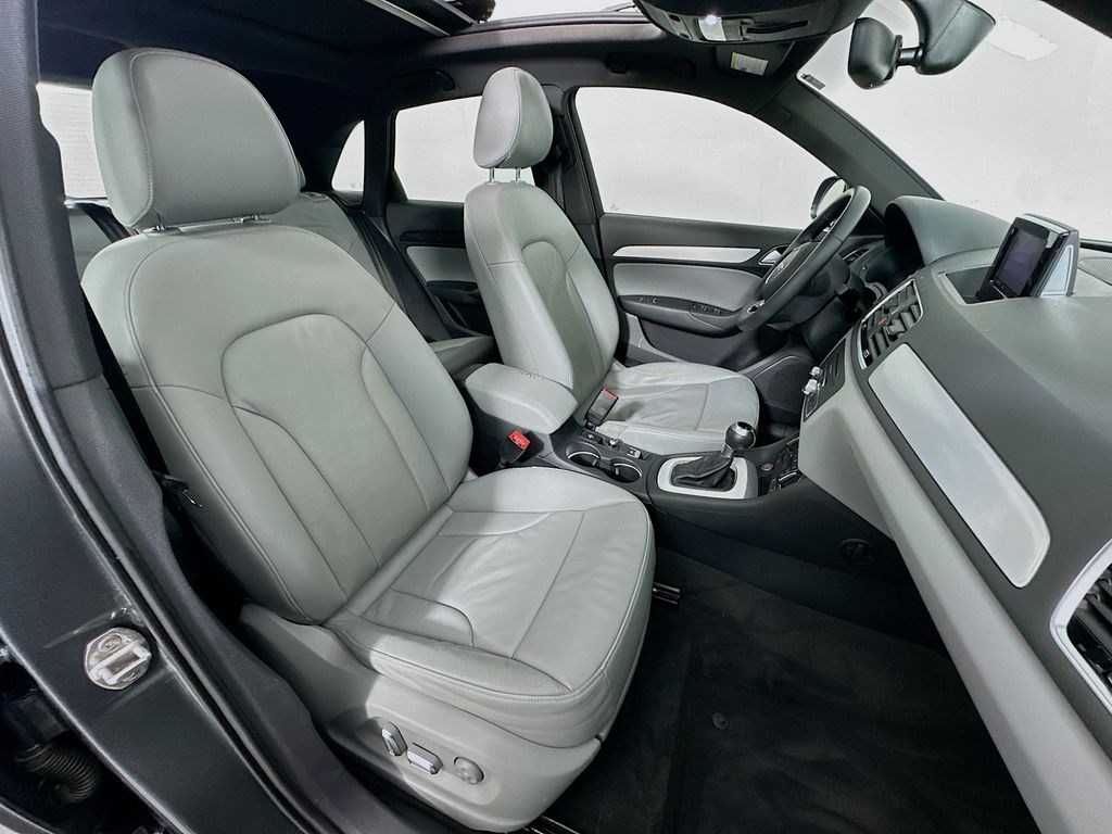 Thumbnail: 2018 Audi Q3 - 28