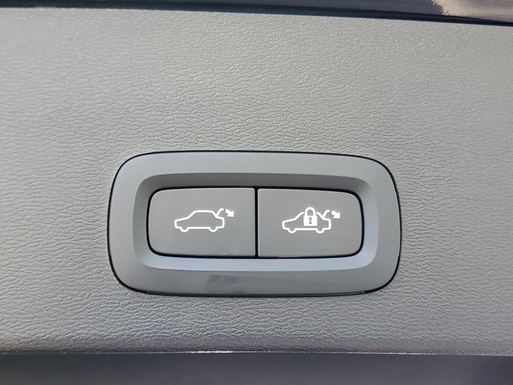 used 2025 Volvo XC40 car, priced at $28,595