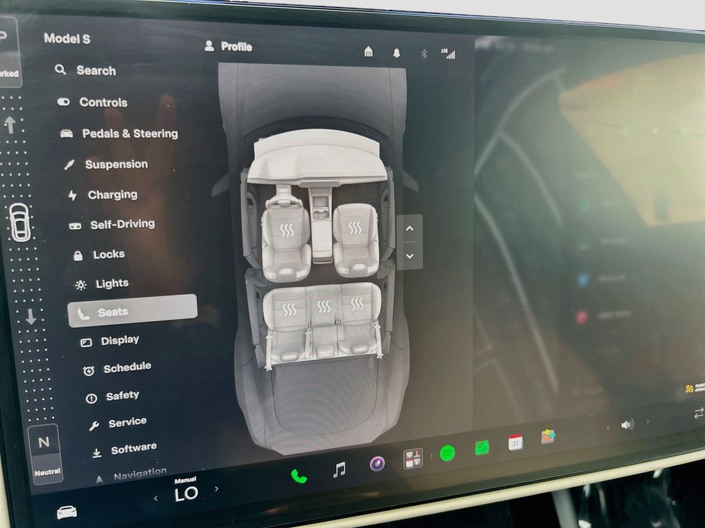 Thumbnail: 2022 Tesla Model S - 21