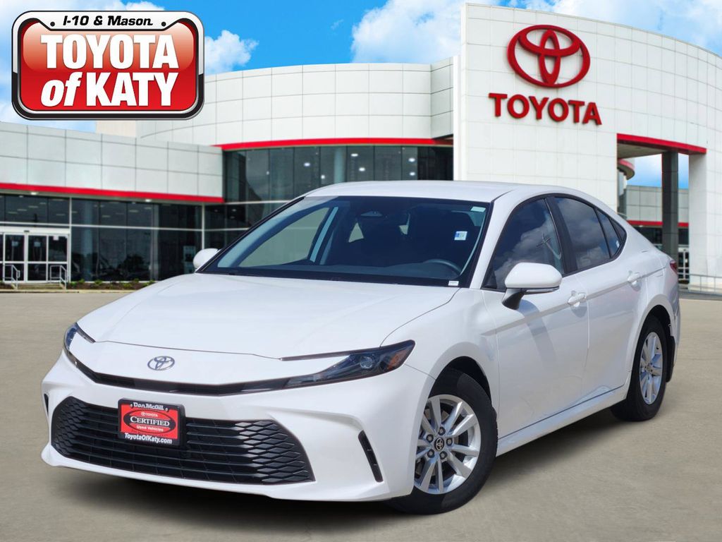 2025 Toyota Camry LE FWD