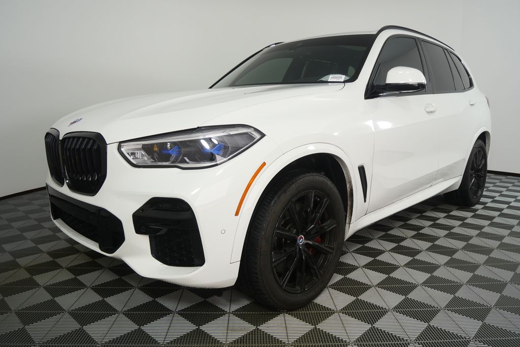 Thumbnail: 2023 BMW X5 - 7