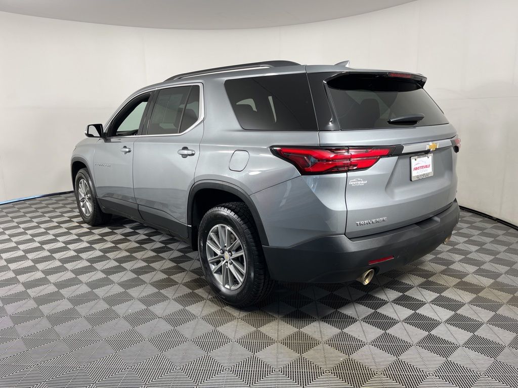 Thumbnail: 2023 Chevrolet Traverse - 15