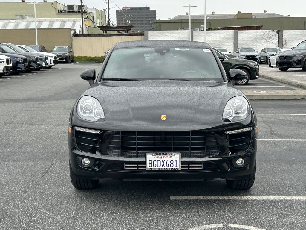 Thumbnail: 2018 Porsche Macan - 8