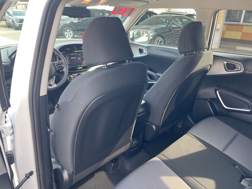 2023 Kia Soul S photo