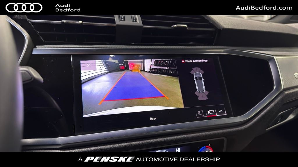 Thumbnail: 2025 Audi Q3 - 15