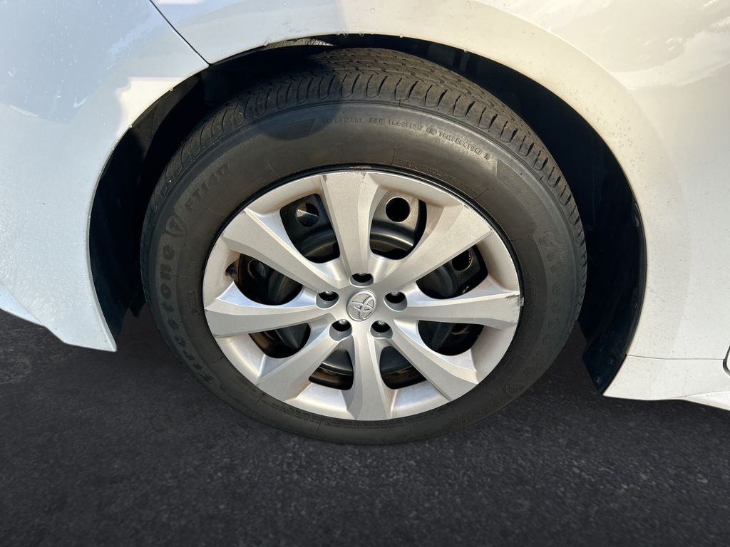 Thumbnail: 2024 Toyota Corolla - 10